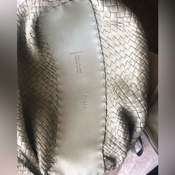 FALOR: Italian leather bag by Falor in Sage green - Picture 8 of 10